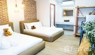 8 Bedrooms House for sale in Phra Sing, Chiang Mai 