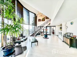 4 Bedroom Penthouse for sale at Supalai Place, Khlong Tan Nuea, Watthana, Bangkok, Thailand