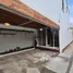 1 Bedroom Townhouse for sale in Phaya Thai Bangkok, Sam Sen Nai