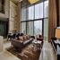 2 спален Кондо на продажу в Vittorio 39, Khlong Tan Nuea