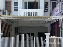 2 Bedroom Townhouse for rent in Phra Khanong, Khlong Toei, Phra Khanong