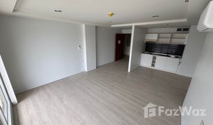 1 Schlafzimmer Wohnung zu verkaufen in Chong Nonsi, Bangkok Resorta Yen-Akat