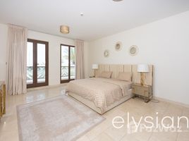 6 спален Вилла на продажу в Balqis Residence, Palm Jumeirah