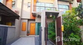 ยูนิตมือสองและให้เช่า