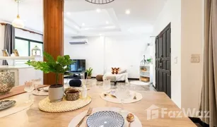 2 Bedrooms House for sale in Lumphini, Bangkok 