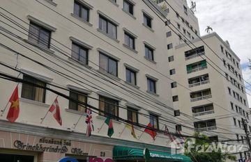 OMNI Suites Aparts - Hotel in スアン・ルアン, バンコク