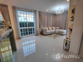 บ้านเดี่ยว 3 ห้องนอน ให้เช่า ในโครงการ เทรนดี้ ธารา บางนา, บางโฉลง