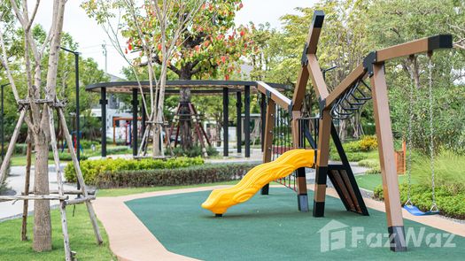 Фото 1 of the Детская площадка на открытом воздухе at Setthasiri Phahol-Watcharapol