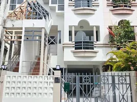 4 Bedroom Townhouse for sale at Baan Rim Suan 2, Thung Khru, Thung Khru, Bangkok
