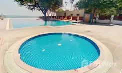 Photo 4 of the Piscine commune at Baan Suan Rim Sai