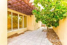 Jumeirah Real Estate Development in Pearl Jumeirah, Dubai