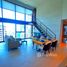 2 спален Кондо в аренду в The Lofts Silom, Si Lom