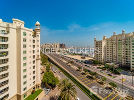 3 спален Квартира на продажу в Al Shahla, Shoreline Apartments