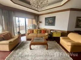 3 Bedroom Apartment for sale at Castle Hill Mansion, Phra Khanong Nuea, Watthana