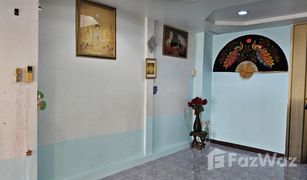 Таунхаус, 2 спальни на продажу в Bang Bua Thong, Нонтабури Baan Kanmanee