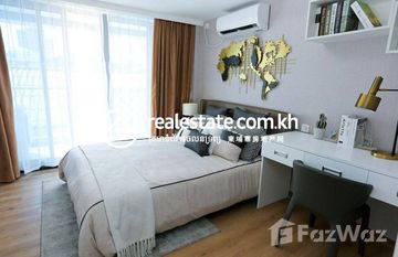 Royal Skyland | Five Bedrooms Duplex in Tonle Basak, 金边