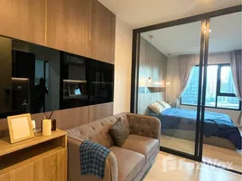 Life Asoke で賃貸用の 1 ベッドルーム マンション, バンカピ, Huai Khwang, バンコク