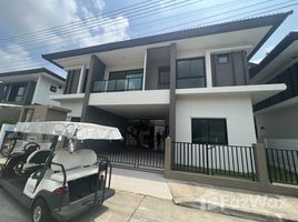 4 Habitación Villa en venta en Ploenchit Collina, San Kamphaeng, San Kamphaeng, Chiang Mai