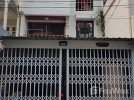 3 Bedroom Townhouse for sale at Maneeya Vile, Bang Na