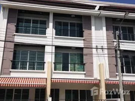 3 Bedroom Townhouse for sale at Baan Klang Muang Sathorn-Taksin 2, Bang Kho, Chom Thong