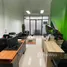 90 m2 Office for rent in タイ, Phra Khanong Nuea, ワトタナ, バンコク, タイ