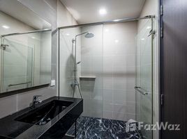 2 спален Кондо в аренду в Edge Sukhumvit 23, Khlong Toei Nuea, Щаттхана