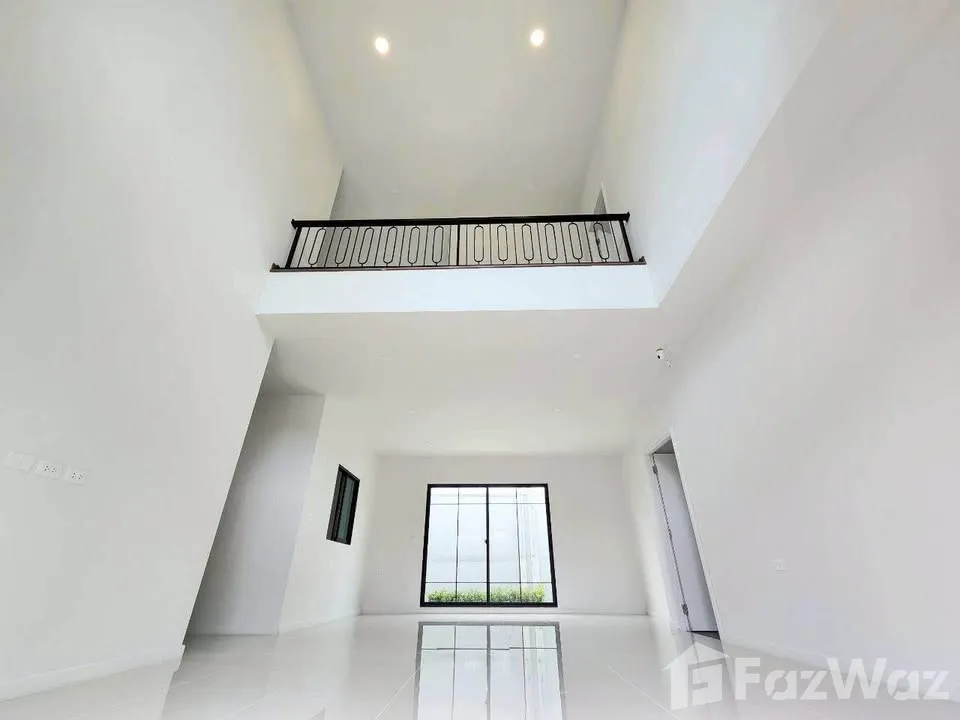 4 Bedroom House for sale at Grand Britania Krungthepkreetha-Suvarnabhumi — photo 3