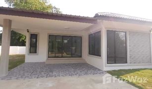 3 Bedrooms House for sale in Makhuea Chae, Lamphun 