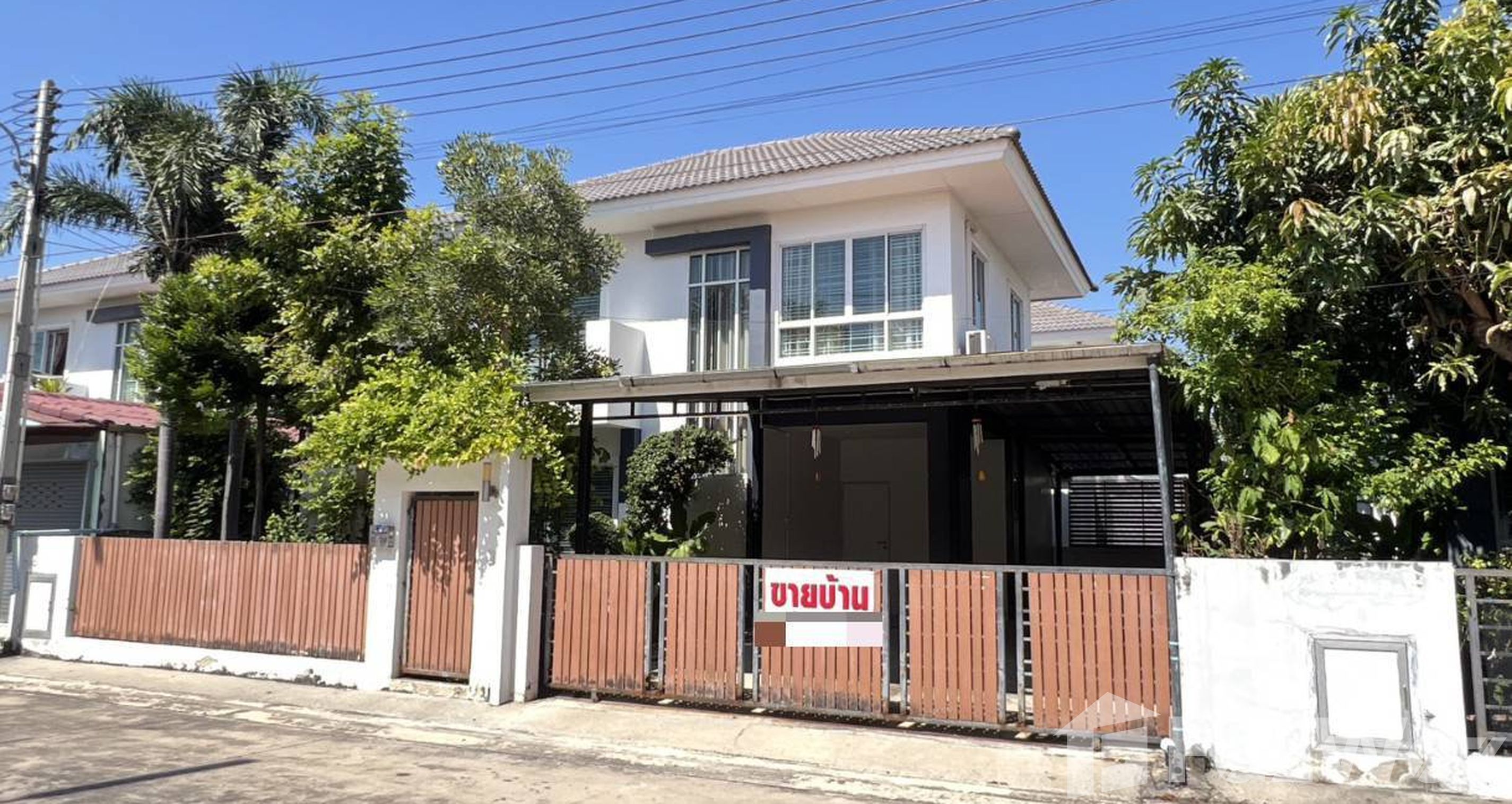 3 Bedroom House for sale at Sukhumvit Park Motorway