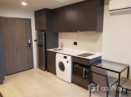 1 chambre Condominium à louer à , Khlong Toei