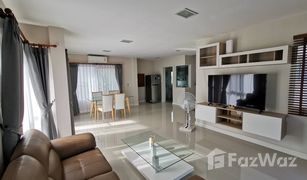 3 Schlafzimmern Villa zu verkaufen in San Klang, Chiang Mai Siwalee Sankampang