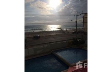 Punta Carnero Clap your Hands and Jump for Joy! in Jose Luis Tamayo Muey, Santa Elena