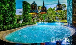 图片 1 of the Communal Pool at The Riviera Jomtien