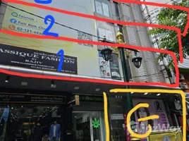 150 кв.м. Office for rent in FazWaz.ru, Phra Khanong, Кхлонг Тоеи, Бангкок, Таиланд