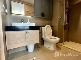 1 спален Квартира в аренду в Klass Silom Condo, Si Lom, Банг Рак