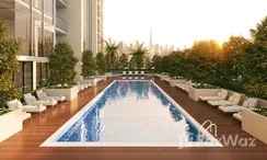 Photo 2 of the Communal Pool at Crest Grande
