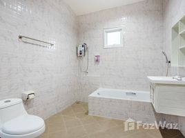 3 спален Дом в аренду в Blue Loft 88, Тхап Таи