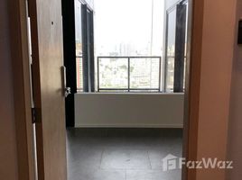 2 спален Кондо на продажу в The Lofts Silom, Si Lom