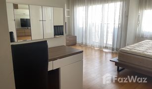 Studio Condo for sale in Thanon Phaya Thai, Bangkok Villa Rachatewi