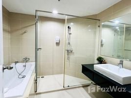 2 спален Квартира в аренду в Belle Grand Rama 9, Huai Khwang