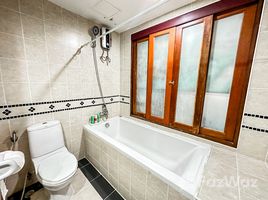 2 спален Кондо на продажу в Royal Hill Resort, Nong Prue