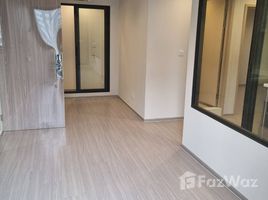 2 спален Квартира на продажу в Life Sathorn Sierra, Talat Phlu