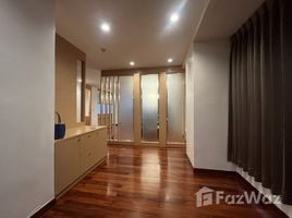 3 спален Квартира в аренду в Acadamia Grand Tower, Khlong Tan Nuea