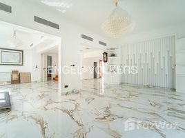 4 спален Дом на продажу в Meadows 1, Emirates Hills Villas, Emirates Hills