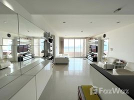 2 Bedroom Condo for rent at Watermark Chaophraya, Bang Lamphu Lang, Khlong San