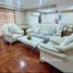 3 спален Кондо в аренду в D.H. Grand Tower, Khlong Tan Nuea
