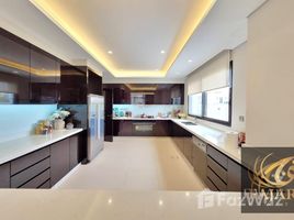 5 спален Таунхаус на продажу в Park Residence 1, Trevi