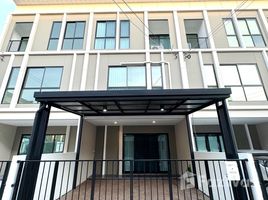 3 Bedroom Townhouse for rent at Patio Srinakarin - Rama 9, Hua Mak, Bang Kapi