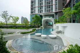 Altitude Unicorn Sathorn - Tha Phra Real Estate Development in Talat Phlu, Bangkok