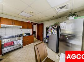 2 спален Квартира на продажу в MAG 214, Green Lake Towers, Jumeirah Lake Towers (JLT)